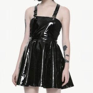 Hot Topic PVC Vinyl Faux Leather Skirt